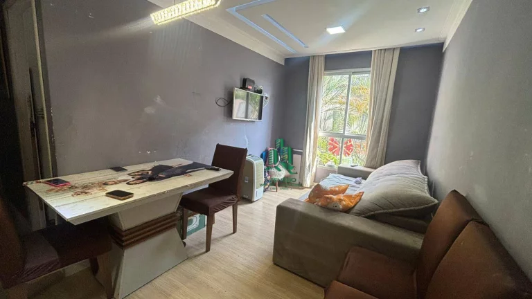 Imagem Apartamento com 2 dormitórios à venda, 52 m² por R$ 290.000,00 - São João - Guarulhos/SP