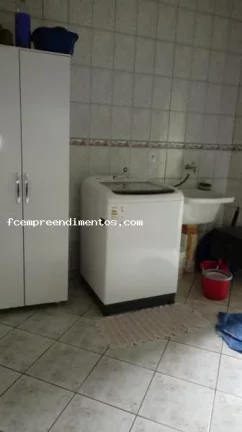 Imagem Sobrado para Venda em Limeira, Jardim Santa Eulália, 4 dormitórios, 2 banheiros, 3 vagas