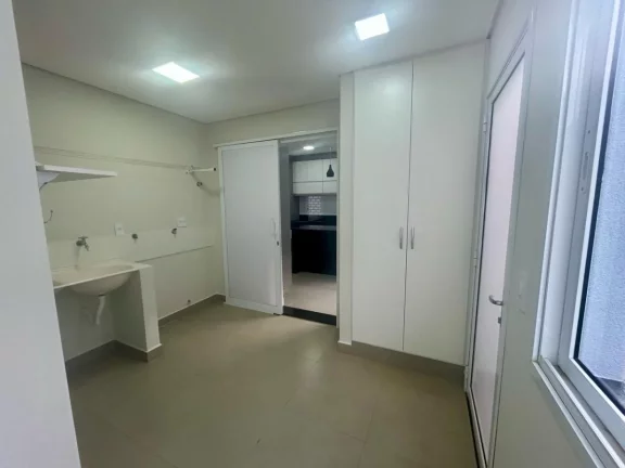 Imagem Casa no condomínio Residencial Olivito para venda com 4 quartos, sendo 4 suítes, 281m2