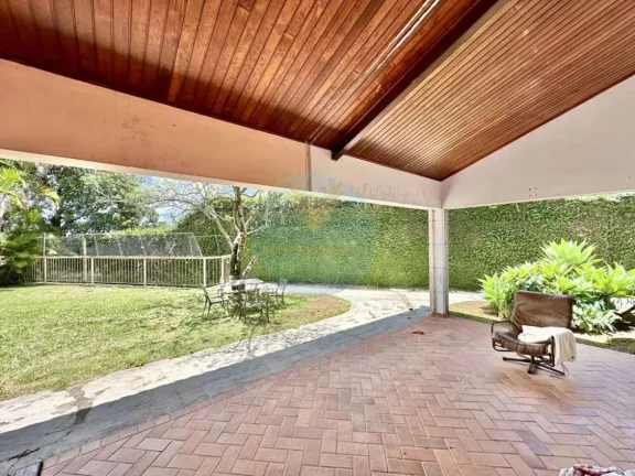 Imagem Casa em Condomínio a Venda no bairro Granja Viana - Carapicuíba, SP