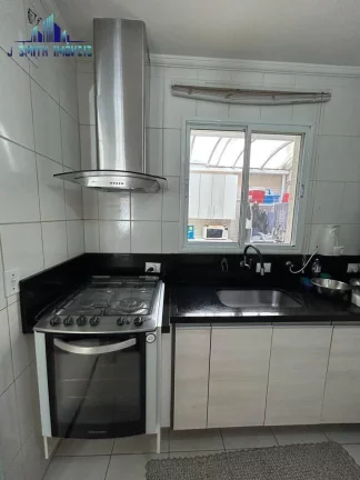 Imagem CASA LINDA, ÓTIMO ACABAMENTO. ÁRMÁRIOS TOP. CONDOMÍNIO COM LAZER DE CLUBE.