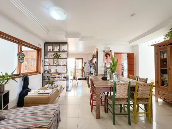 Imagem Esse sobrado é a combinação perfeita entre espaço, conforto e localização privilegiada em Bete...