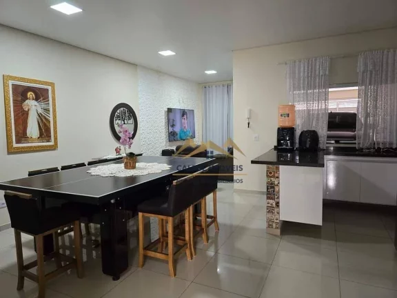 Imagem Casa com 3 dormitórios à venda