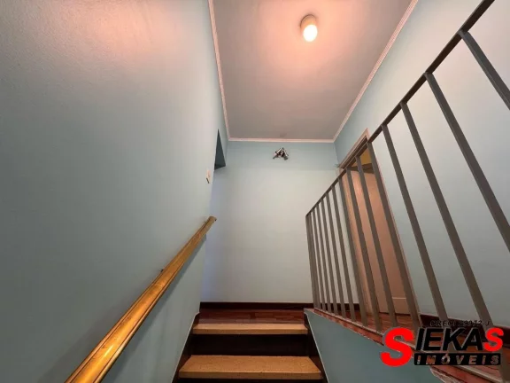 Imagem Casa para locação no Tatuapé - São Paulo-SP com 3 quartos, 2 banheiros e 230m². Venha conferir!