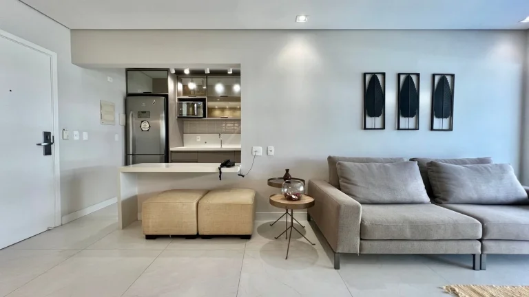 Imagem Apartamento à venda em Riviera de São Lourenço: 2 quartos, 1 suíte, 2 salas, 2 vagas - 87m² de pura sofisticação!