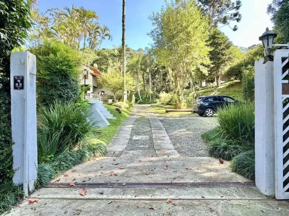 Imagem Cond. Jardim Algarve - 3 dorm /1 suíte + LOFT hóspedes. Piscina e gourmet!