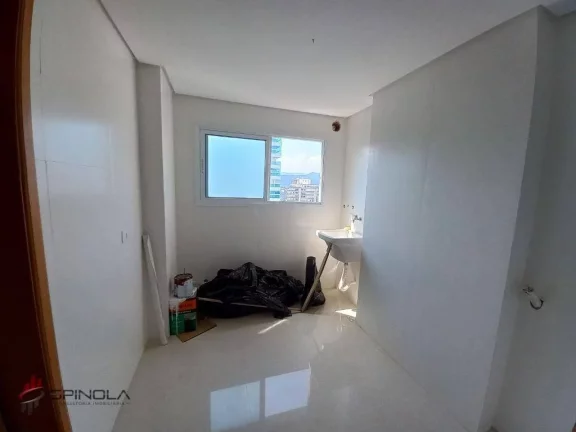 Imagem Apartamento com 3 dormitórios à venda, 300 m² por R$ 1.900.000,00 - Vila Caiçara - Praia Grande/SP