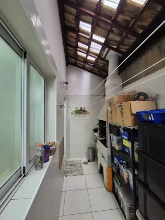 Imagem Sobrado em Villagio à Venda – 02 suítes e 02 vagas amplas - excelente local