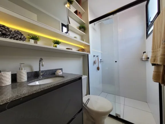Imagem Imperdível oportunidade de investimento: Apartamento à venda em Valinhos-SP, 2 quartos, 1 suíte, 2 salas, 2 banheiros, 1 vaga de garagem. Imagem Imperdível oportunidade de investimento: Apartamento à venda em Valinhos-SP, 2 quartos, 1 suíte, 2 salas, 2 banheiros, 1 vaga de garagem.