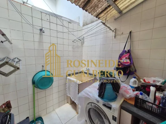 Imagem Casa 2 Dormitório Condomínio na Martin de Sá – Conforto, Lazer e Segurança!