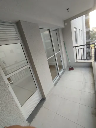 Imagem Viva com conforto e lazer completo na Granja Viana ? Apto 58 m² no Cond. Monte Alegre