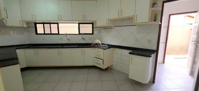 Imagem Casa duplex nascente à venda em Vilas do Atlântico com piscina privativa, gourmet completo e energi