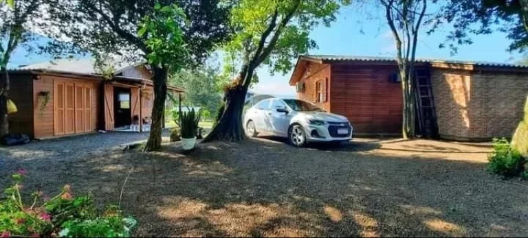 Imagem Lindo Sítio em Arárica com 2 casas construídas