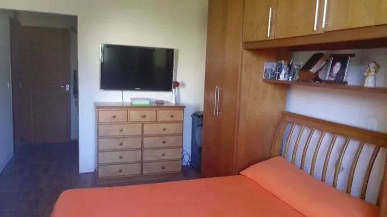 Imagem VENDO ESTA LINDA CASA NO CENTRO DE NOVA FRIBURGO.