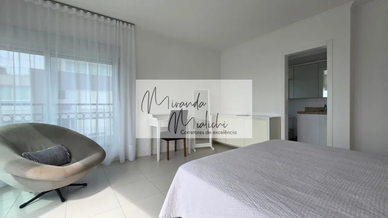 Imagem Cobertura Duplex para alugar em Canasvieiras com 3 quartos, sendo 3 suítes, 175m²