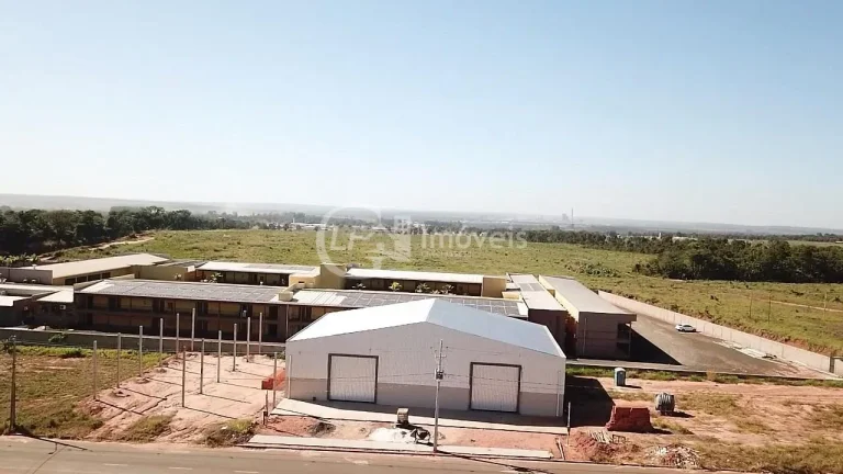 Imagem Aluguel de Barracão Comercial em Ribas do Rio Pardo-MS, Bairro Vale do Sol, 600m², 1 Banheiro!