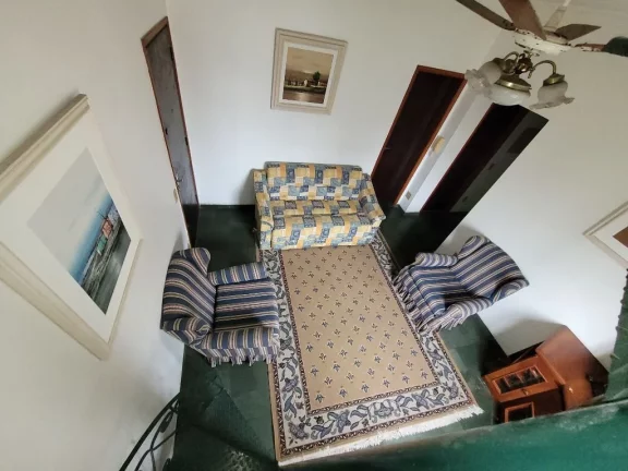 Imagem TOMBO – COBERTURA DUPLEX, LOCALIZAÇÃO PRIVILEGIADA, AMPLO, CLARO E SUPER AREJADO, 130 M² ÚTEIS, GARAGEM NO PRÉDIO.