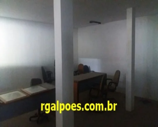 Imagem Galpão para Locação em BELFORD ROXO, Santa Amélia, 2 banheiros