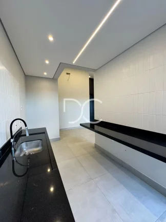 Imagem Residencial Horto Florestal Villagio - Venda Casa Térrea | AC: 110 m² | AT: 154 m² | 3 Dorm | 1 Suíte | 3 Ban | 2 Vagas