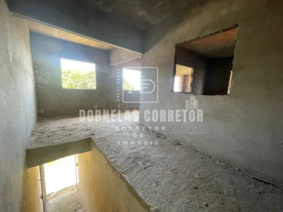 Imagem Terreno 20x50 com 2 Casas e 145m² de Área Construída