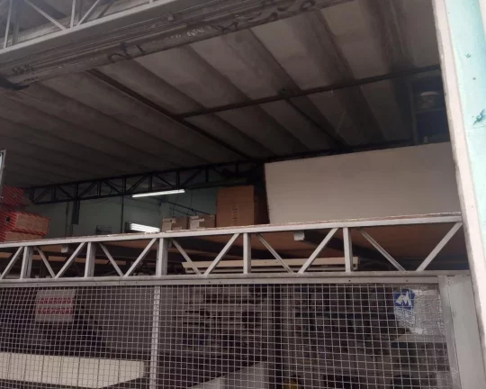 Imagem Salão comercial com 190m² na Av. Corifeu de Azavedo