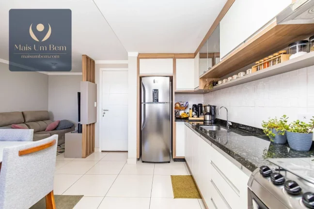 Imagem Apartamento com 2 quartos (1 suíte) à venda por R$ 555.000 - Novo Mundo - Curitiba/PR