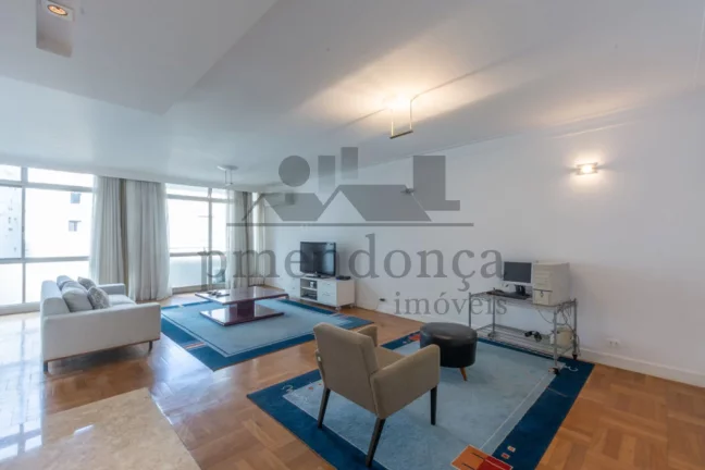 Imagem Apartamento reformado em Higienópolis com 188m², pronto para morar.