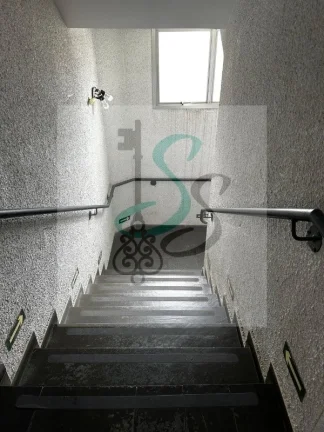 Imagem Venda de apartamento na Vila Pompéia com elevador, Campinas. 2 dormitórios, sala, copa e cozinha, lavanderia, banheiro, vaga de garagem, 79 m² útil.