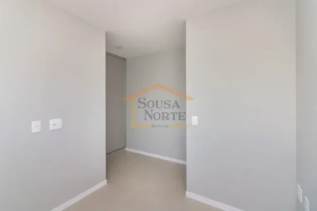 Imagem Apartamento com 69m² bem distribuídos. São 3 dormitórios, sendo 1 suíte, 2 banheiros, rico em p...