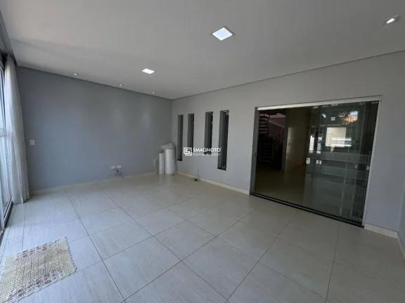 Imagem Sobrado com 3 dormitórios à venda, 186 m² por R$ 595.000,00 - Nova Pompéia - Piracicaba/SP