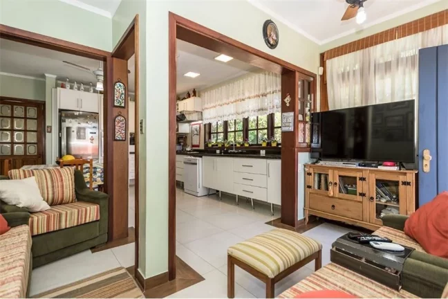 Imagem Casa à venda no bairro Jardim Sabará - Porto Alegre/RS