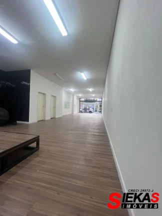 Imagem Salão comercial de 120m² para locação no Tatuapé, São Paulo-SP: ideal para o seu negócio!