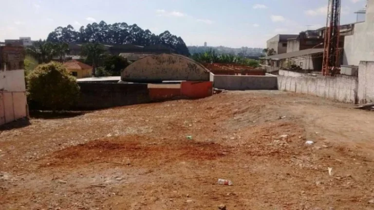 Imagem Terreno amplo no Campestre para projetos comerciais, logísticos ou BTS.