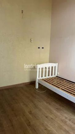 Imagem Casa ampla no Jardim das Palmeiras, zona norte de Londrina, com 3 quartos, 3 banheiros, churrasqueira, terraço e 178m² de área construída