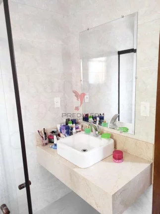 Imagem Sobrado reformadocom 3 Quartos,2 Vagas e quiosque com Churrasqueira.Bairro Jardim da Saúde