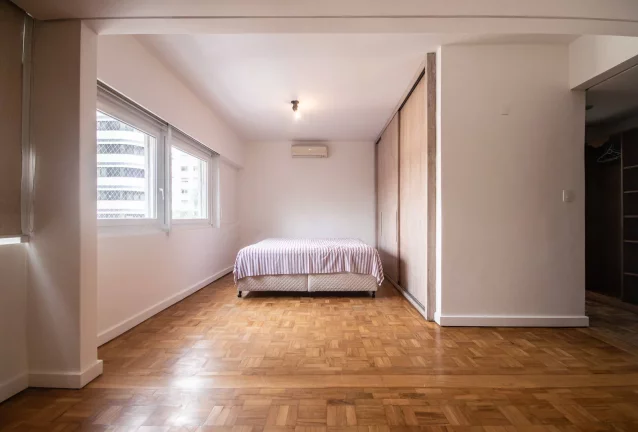 Imagem Apartamento em Jardim Paulista - Edifício Paulistano 180m²