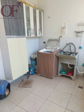 Imagem Casa à venda com casa nos fundos - Vinhedo - SP