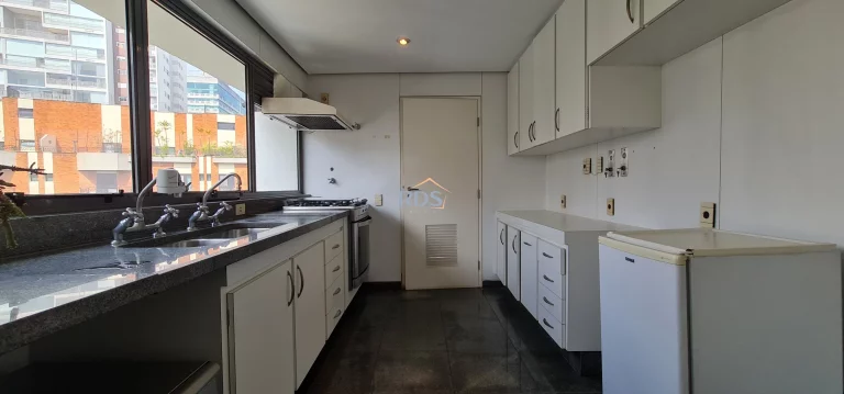 Imagem Vende lindo apartamento com 4 dormitórios na Vila Suzana