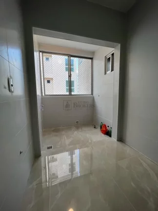 Imagem Apartamento com 2 dormitórios à venda no Centro de Balneário Camboriú/SC