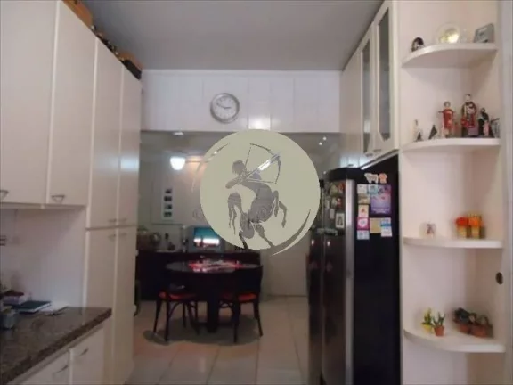 Imagem PISCINA ÁREA EXTERNA SALA DE ESTAR COZINHA COM ESPAÇO GOURMET LAVABO PISO INFERIOR: 3 QUARTOS (2 S...
