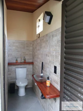 Imagem Casa 2 dormitórios com piscina a venda no Jardim Carolia