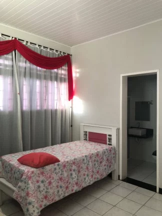 Imagem Casa à venda no Dezoito do Forte - 3 quartos, 3 wc, 150m² - Confira!