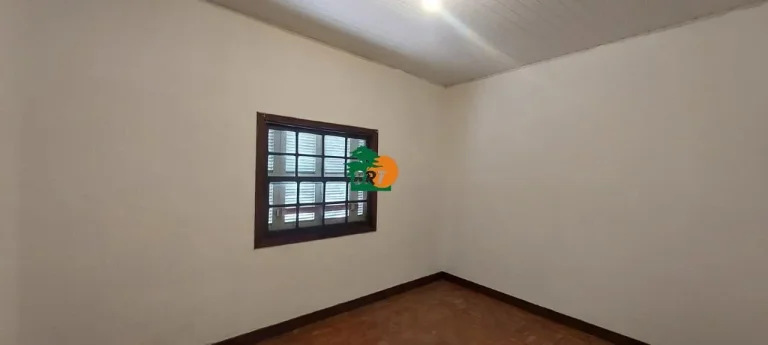 Imagem Casa para Venda em São Roque, Taboão, 3 dormitórios, 1 banheiro