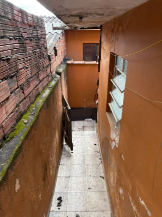 Imagem Oportunidade para renda - com 3 casas