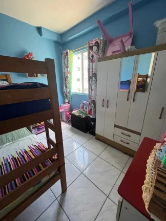 Imagem Apartamento com 2 dormitórios e 1 vaga de garagem no bairro Paranaguamirim em Joinville/SC