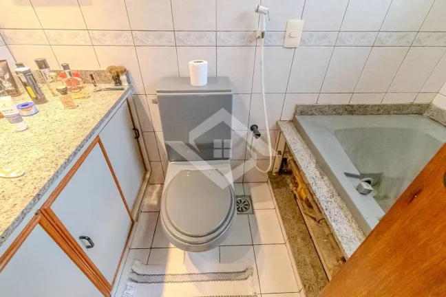Imagem VENDO - 3 QUARTOS - BOTAFOGO