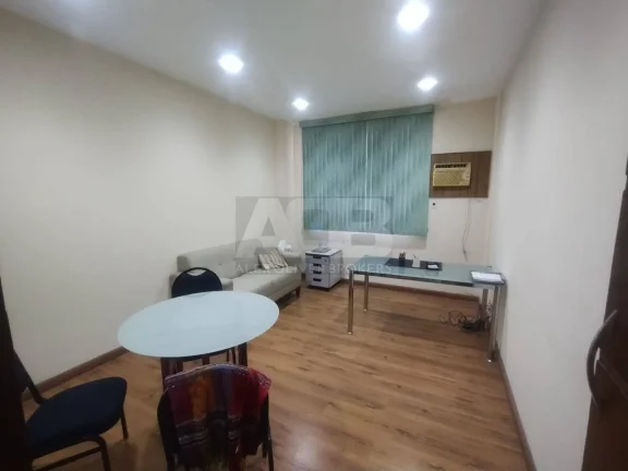 Imagem Andar Comercial à venda na Rio Branco, 290m2, Andar exclusivo, com 9 salas.