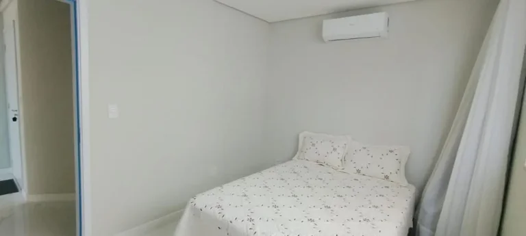 Imagem Aluguel de Apartamento de 3 quatros sendo 1 suíte em Gravatá, Navegantes - Temporada