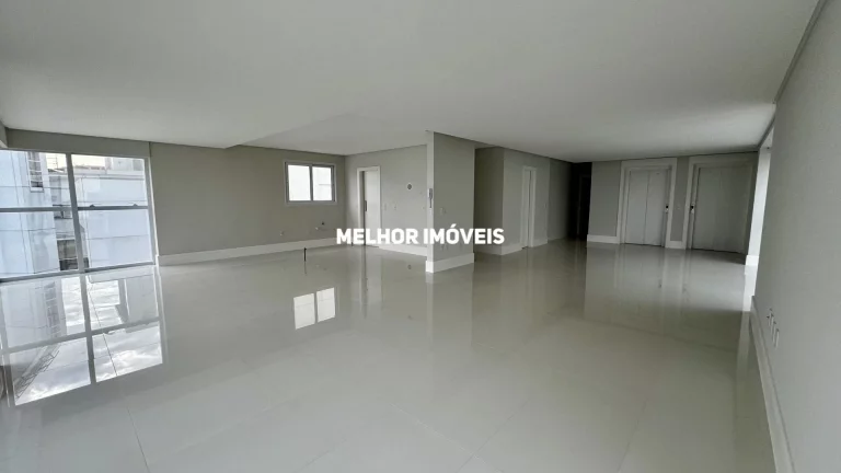 Imagem Apartamento Frente Mar à venda com 4 suítes no centro de Balneário Camboriú