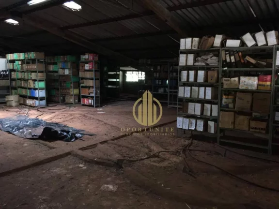 Imagem Prédio comercial em Ribeirão Preto de salas, galpôes, oficinas e pátios de abastecimentos